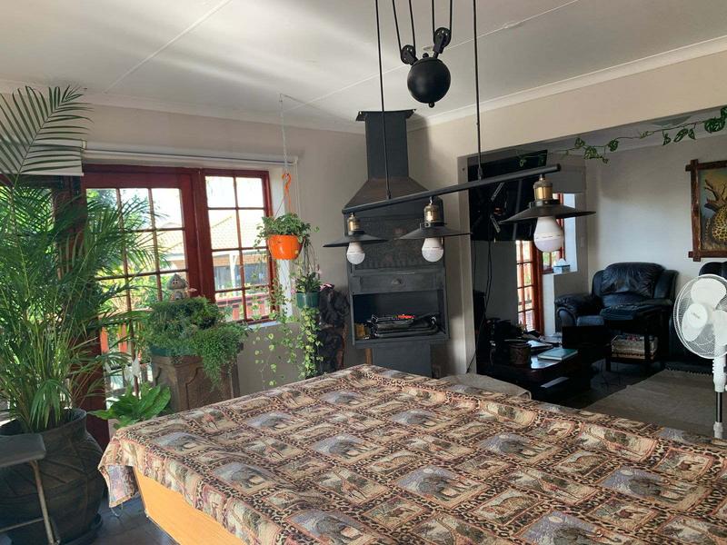 4 Bedroom Property for Sale in Fraaiuitsig Western Cape